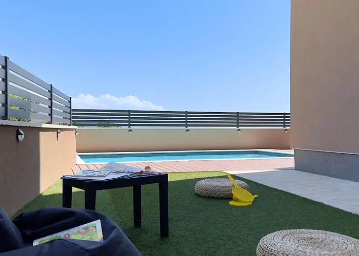 King And Queen 2 Apartamento Povile